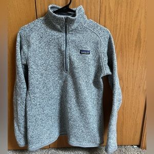 Patagonia Women’s 1/4 zip jacket. Size L.